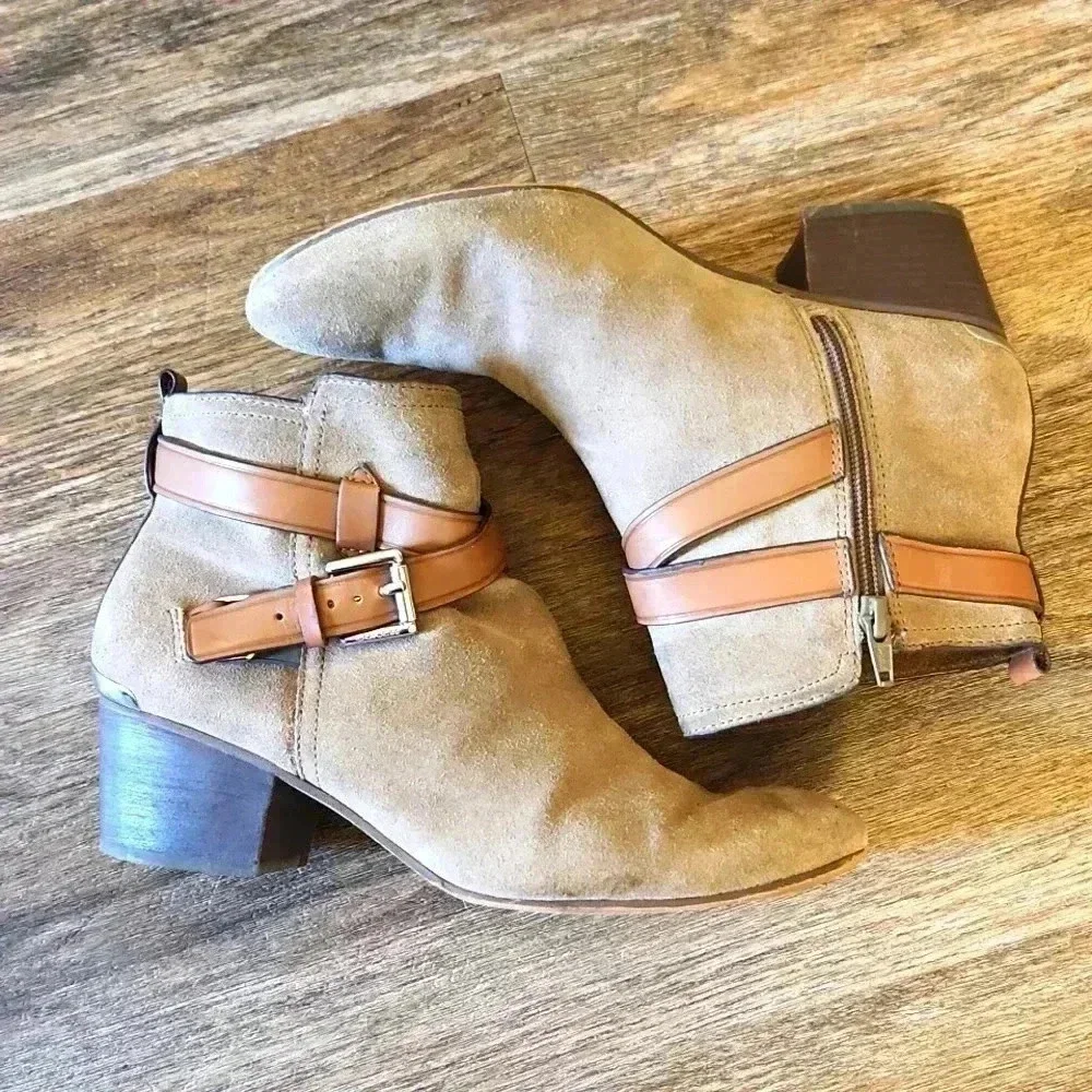 Coach Pauline Suede Buckle Ankle Bootie Size 8B